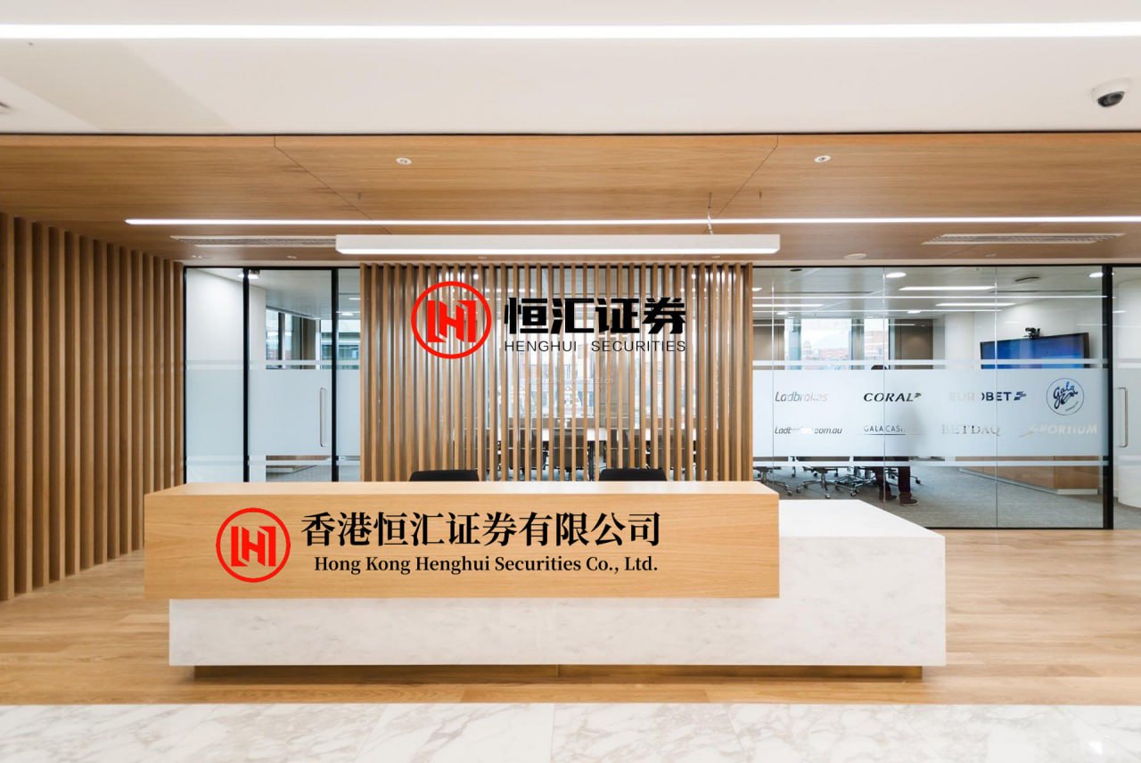 大通速配 AIG每股收益飙升80%，保费收入激增24%